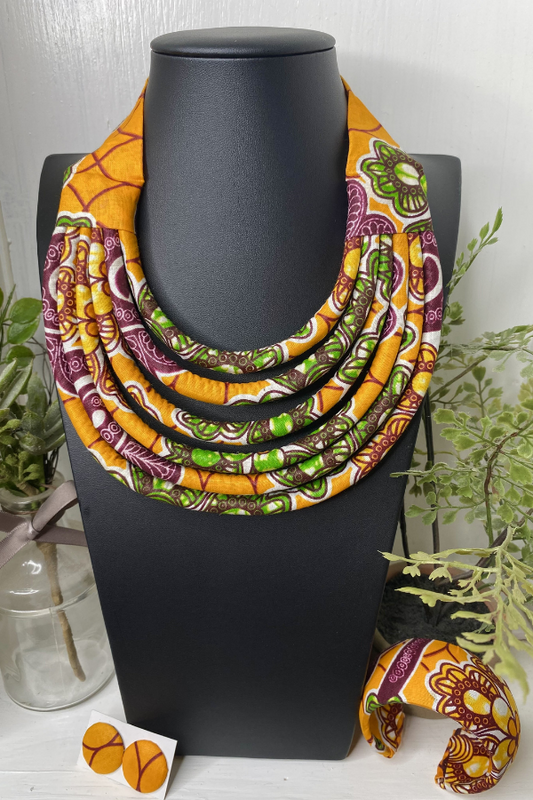 EFOMA NECKLACE/ BRACELET/ EARRINGS SET