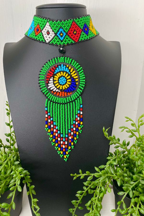 Fama (Green) Necklace
