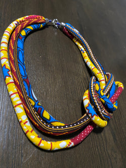 Mika (foum) necklace